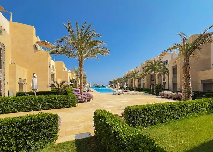 The Golden Atrium 3bdr Pool View Free Pool & Access *